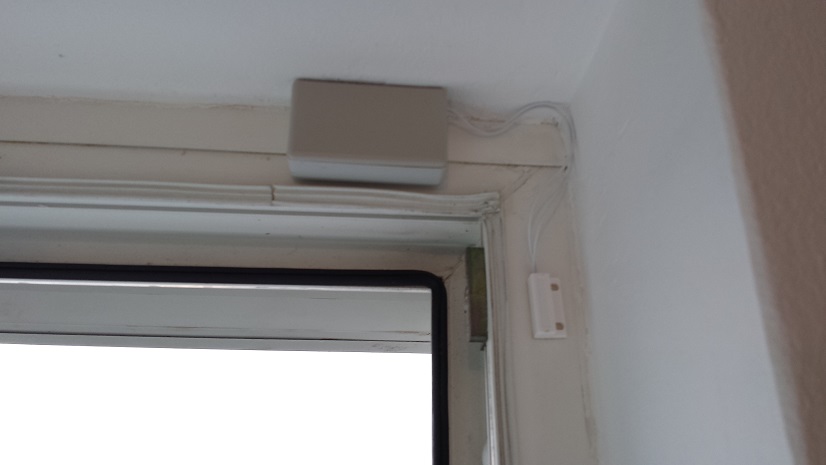Low power door/window sensor